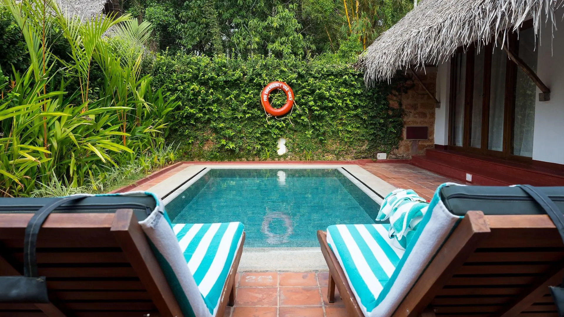 *****  Marari Beach Resort Alleppey - A Cgh Earth Experience Mararikulam India